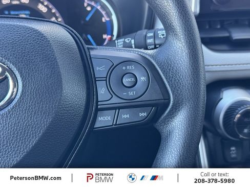 Used 2025 Toyota RAV4 XLE image 22