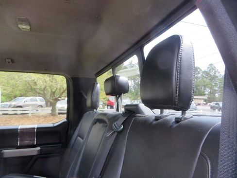 Used 2019 Ford F250 Lariat w/ Lariat Ultimate Package AWD/4WD image 30