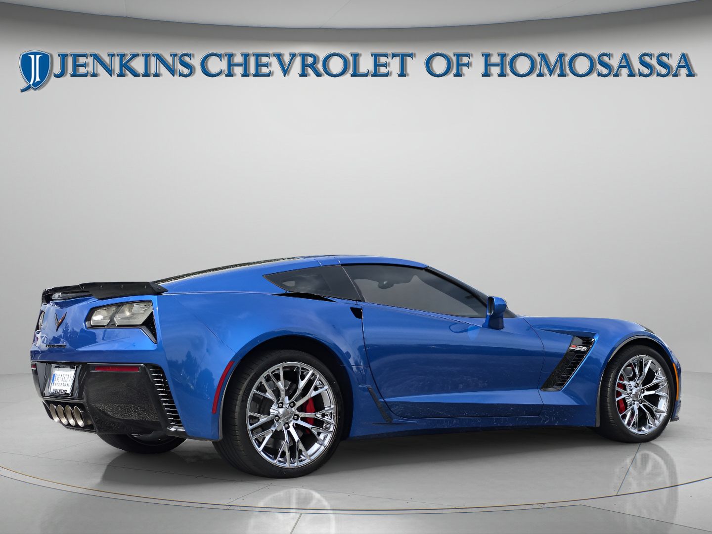 Used 2015 Chevrolet Corvette Z06 w/ 3LZ Preferred Equipment Group RWD image 4