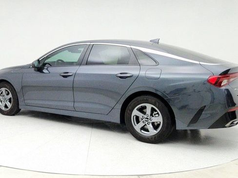 Used 2022 Kia K5 LXS image 7