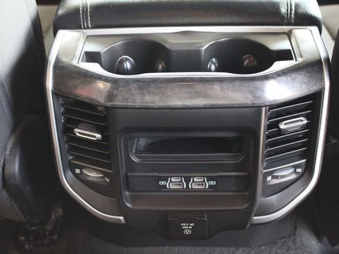 Used 2022 RAM 1500 Big Horn AWD/4WD image 55