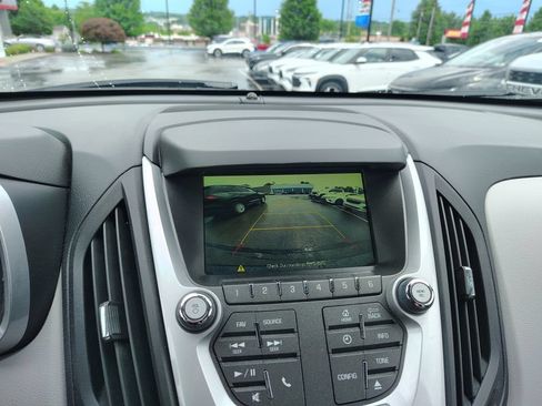 Used 2015 Chevrolet Equinox LT w/ Driver Convenience Package FWD image 16