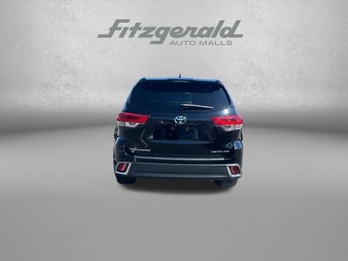 Used 2019 Toyota Highlander Limited AWD/4WD image 6