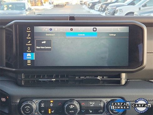 Used 2025 Jeep Wrangler Unlimited Sahara w/ Safety Group image 16