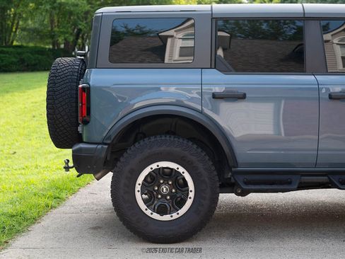 Used 2023 Ford Bronco Badlands w/ Sasquatch Package AWD/4WD image 10