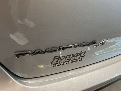 Used 2020 Chrysler Pacifica Touring w/ S Appearance Package FWD image 30