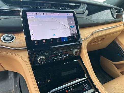 Certified 2023 Jeep Grand Cherokee L Summit image 18