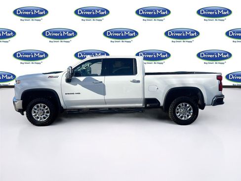 Used 2023 Chevrolet Silverado 2500 LTZ w/ LTZ Plus Package image 4