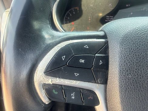 Used 2018 Jeep Grand Cherokee Altitude RWD image 17