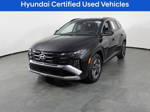 Certified 2026 Hyundai Tucson SEL Plus FWD image 2