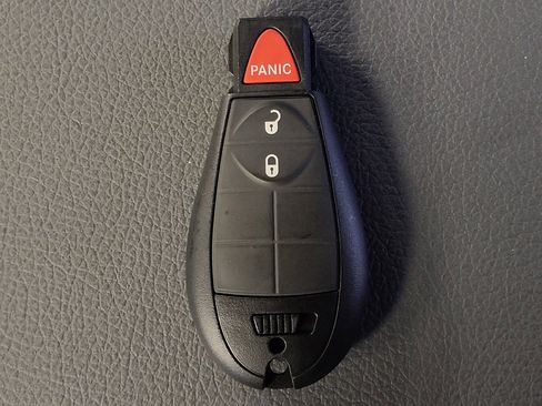 Used 2019 RAM 1500 Tradesman RWD image 32