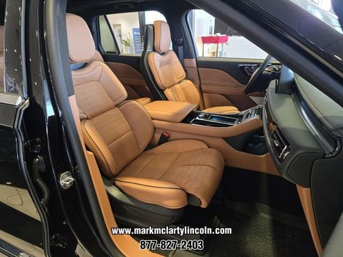 New 2026 Lincoln Aviator Black Label AWD/4WD image 13