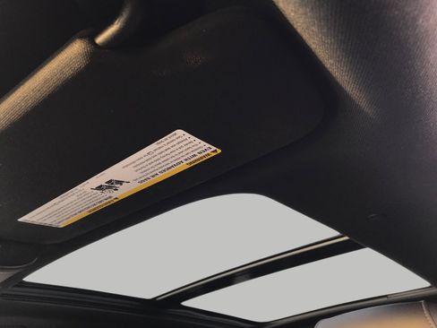 Certified 2025 Cadillac XT5 Premium Luxury image 26