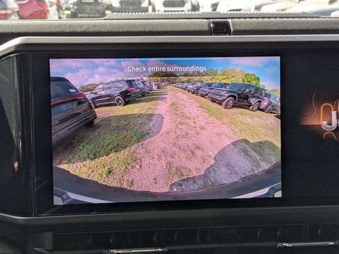 New 2026 Jeep Wrangler Unlimited Rubicon AWD/4WD image 21