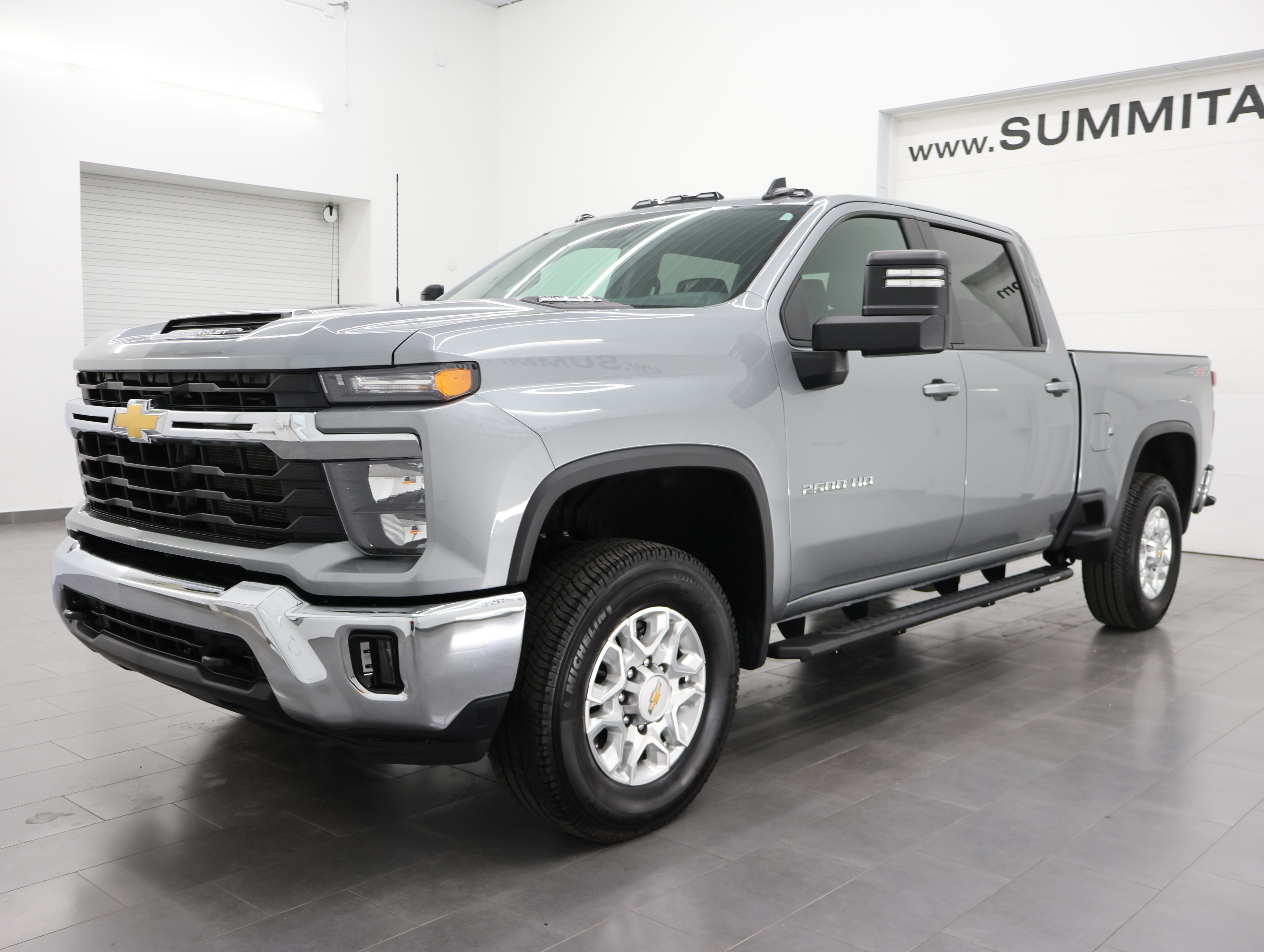 Used 2026 Chevrolet Silverado 2500 LT AWD/4WD image 7