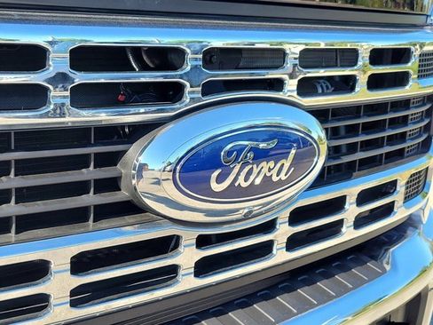 Certified 2025 Ford F450 XLT w/ 360-Degree Camera Package image 7