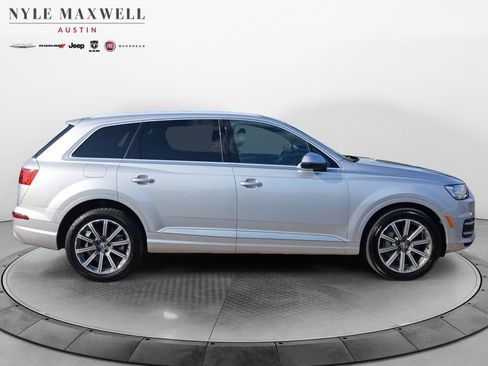 Used 2018 Audi Q7 3.0T Prestige w/ Prestige Package AWD/4WD image 17