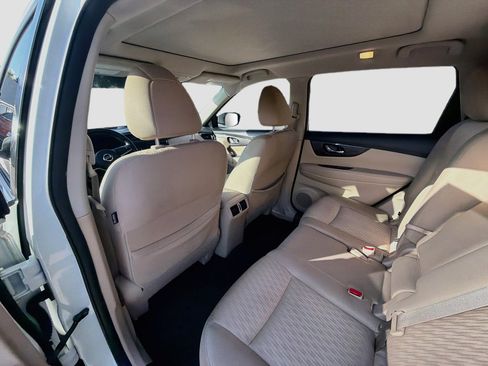 Used 2019 Nissan Rogue SV w/ Sun & Sound Touring Package FWD image 24