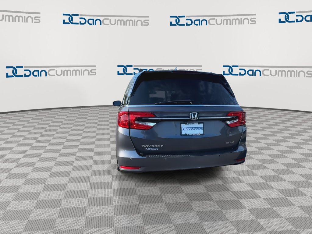 Used 2023 Honda Odyssey Elite image 7