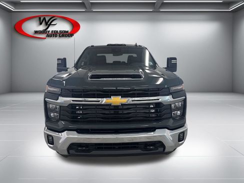 New 2026 Chevrolet Silverado 3500 LT w/ Convenience Package AWD/4WD image 2