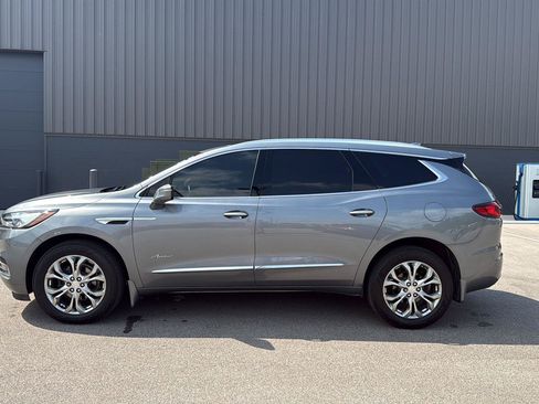 Used 2021 Buick Enclave Avenir w/ Avenir Technology Package AWD/4WD image 6