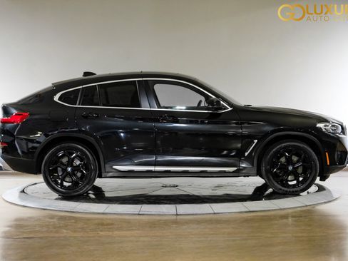 Used 2024 BMW X4 xDrive30i image 9