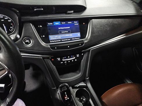 Used 2021 Cadillac XT5 Premium Luxury image 3