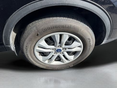 Used 2022 Ford Escape S image 11