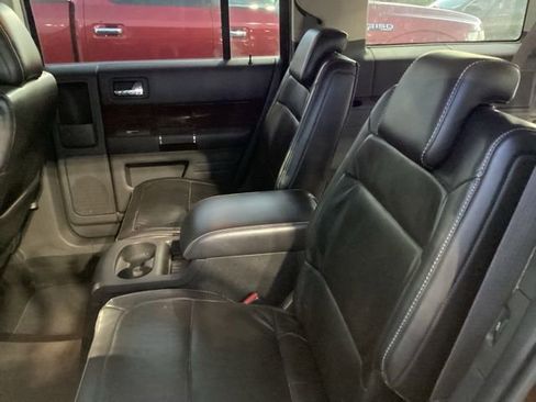 Used 2009 Ford Flex SEL FWD image 16