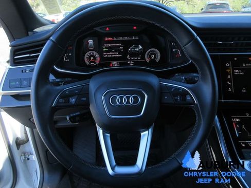 Used 2022 Audi Q8 Premium Plus AWD/4WD image 15