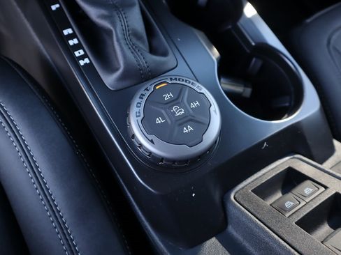 New 2025 Ford Bronco Big Bend w/ Black Diamond Package image 11