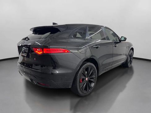 Used 2020 Jaguar F-PACE S image 10