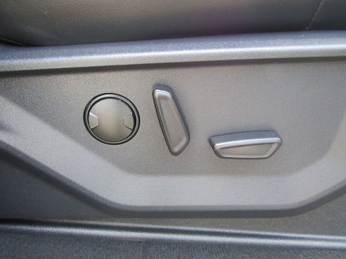 Used 2025 Ford Expedition Max Platinum AWD/4WD image 41