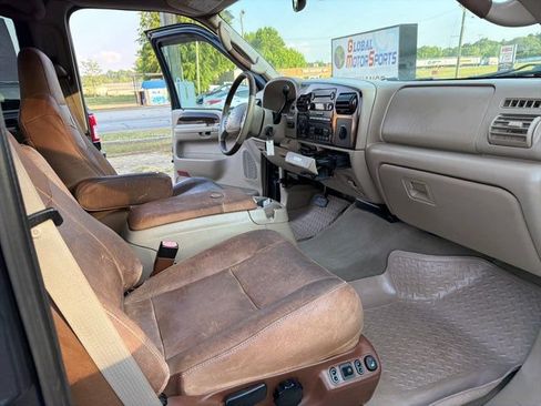 Used 2005 Ford F250 King Ranch AWD/4WD image 15