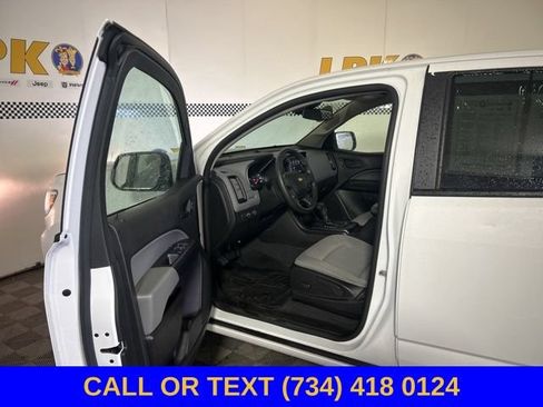 Used 2021 Chevrolet Colorado W/T AWD/4WD image 10