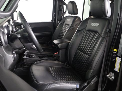 Used 2021 Jeep Wrangler Unlimited Sport image 24