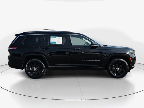 Used 2022 Jeep Grand Cherokee L Limited RWD image 5