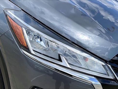 Used 2025 Nissan Kicks Play S image 50