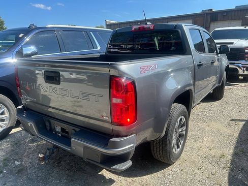 Used 2021 Chevrolet Colorado Z71 AWD/4WD image 4