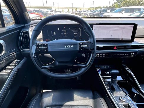 Certified 2026 Kia Sorento SX Prestige AWD/4WD image 6