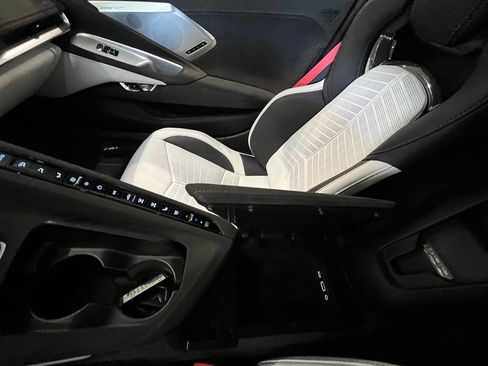 Used 2023 Chevrolet Corvette Stingray Premium Cpe RWD image 19