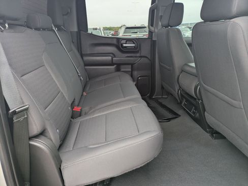 Used 2022 Chevrolet Silverado 1500 Custom image 24