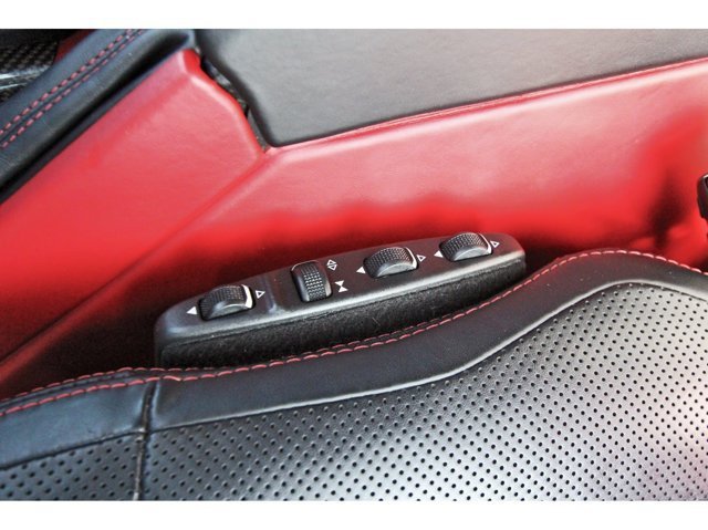 Used 2018 Mercedes-Benz G 63 AMG 4MATIC image 32
