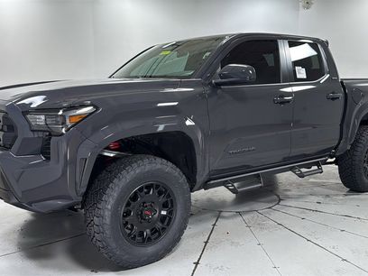 New 2025 Toyota Tacoma SR5