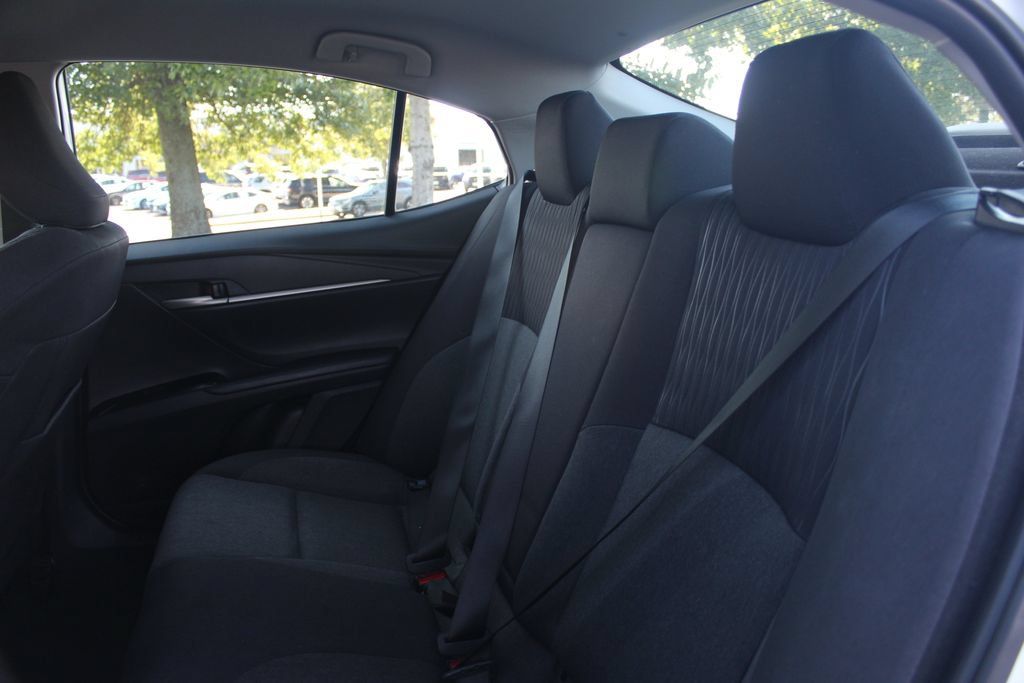 Used 2025 Toyota Camry LE FWD image 30