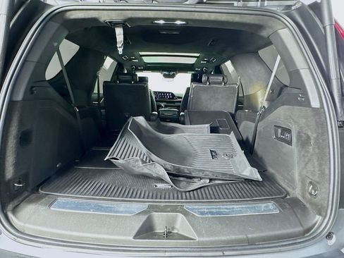 Used 2022 Cadillac Escalade Sport Platinum image 26