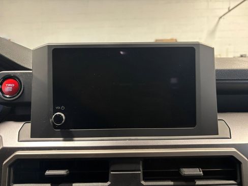 Used 2025 Toyota 4Runner TRD Off-Road image 21