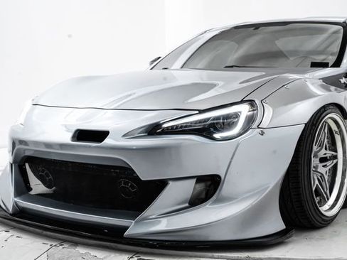 Used 2015 Scion FR-S image 17