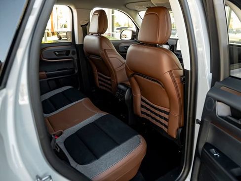 Used 2023 Ford Bronco Sport Outer Banks w/ Tech Package AWD/4WD image 34