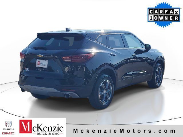 Used 2025 Chevrolet Blazer LT FWD image 4